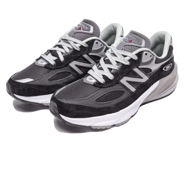 Women's 990v6